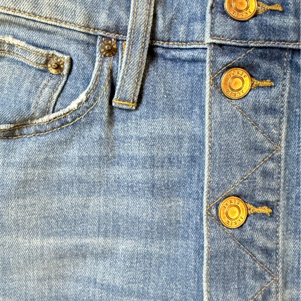 J. Crew Women's Blue Diatressed Denim Skirt Copper Button Detail Size 28 - Picture 5 of 6